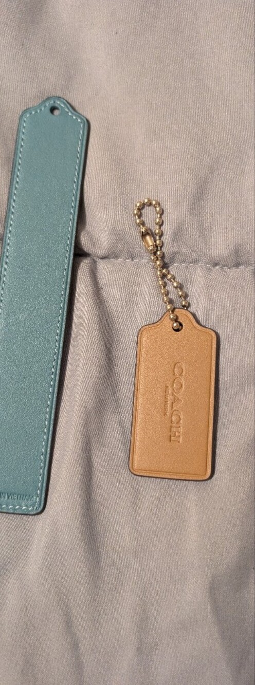 Coach Tags - Picture 2 of 5